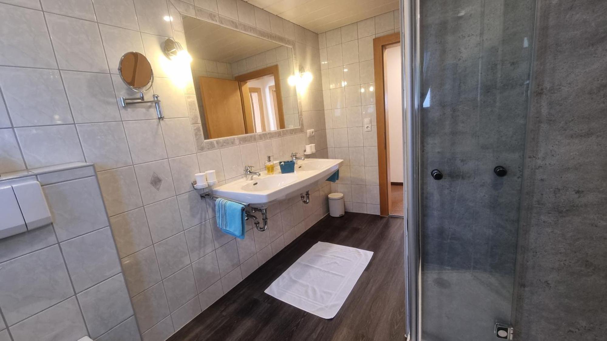 לאנגנפלד Appartements Kuprian מראה חיצוני תמונה